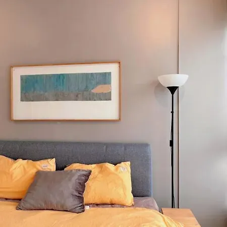 Studio Staycation D'Sara @ Linked Mrt, Near Thomson Hospital & Sungai Buloh Hospital Exterior photo