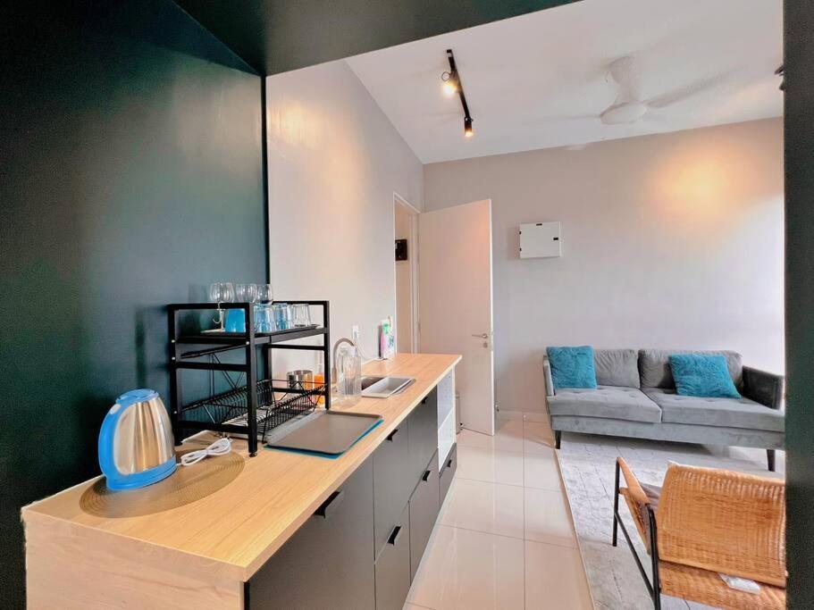 Apartment Staycation D'sara @ Linked Mrt, Near Thomson Hospital & Hospital *