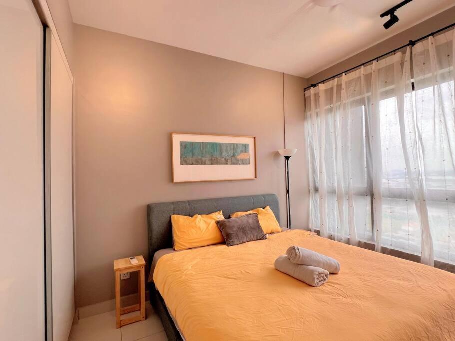 Staycation D'sara @ Linked Mrt, Near Thomson Hospital & Hospital Apartment *